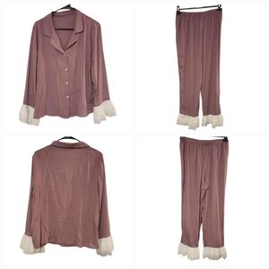 2Pc Women's Purple Ruffel Lounge Set